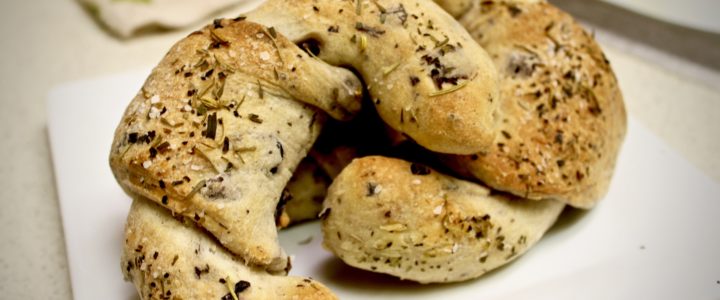 17-38: Olive Bread