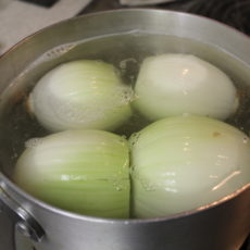 9-18: Stuffed Onions