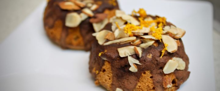 16-14: Orange-Almond Cake