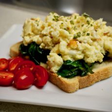 5-10: Scrambled Eggs with Tomatoes