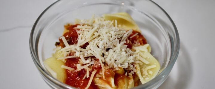 12-12: Pasta Shells with Tomato Sauce